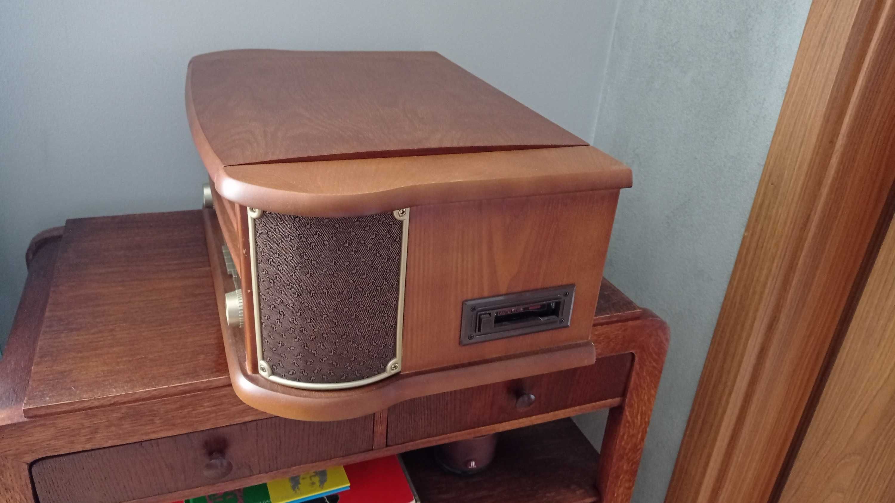 Gramofon Soundmaster NR513A