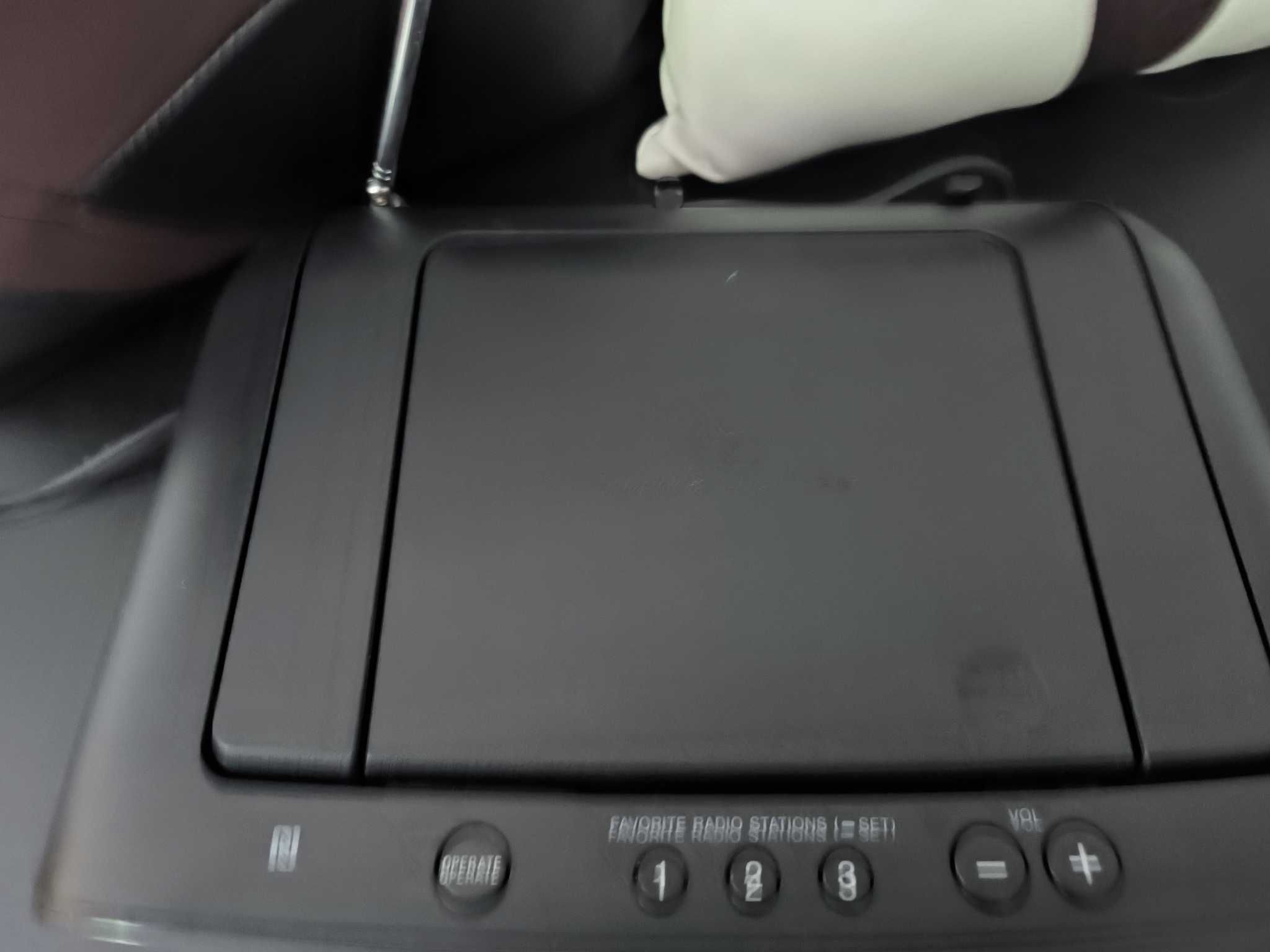 Boombox Sony ZS-RS60BT z Bluetooth Radio CD USB NFC i Mega Bass!