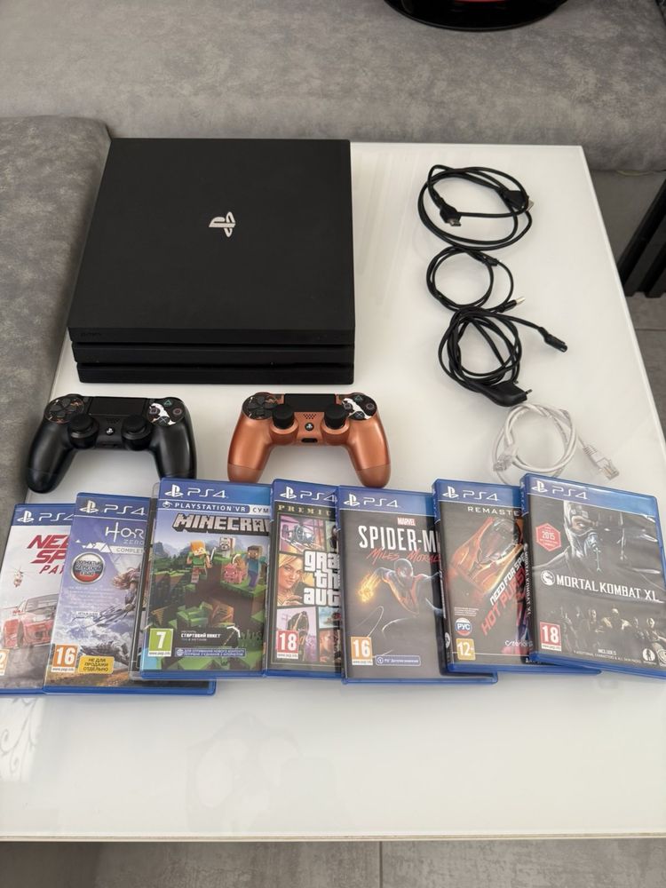 Sony pkaystation 4 pro/1 Tb