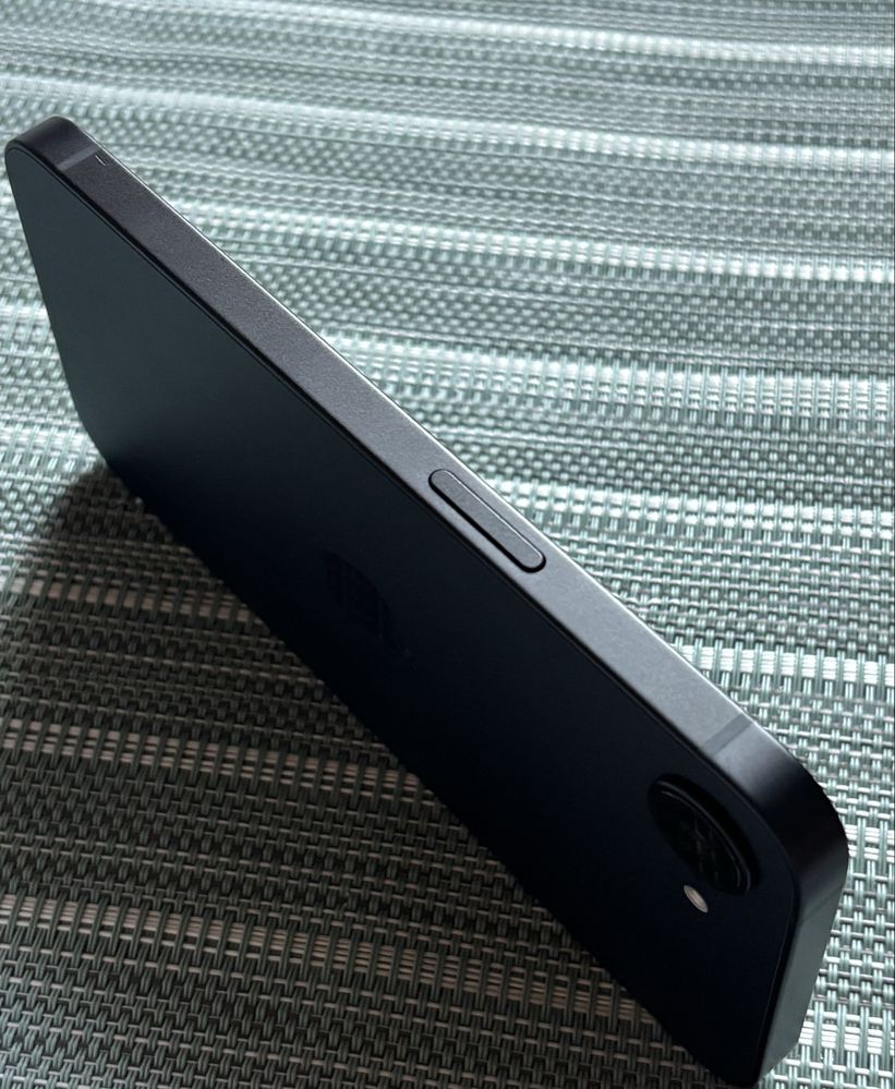 iPhone 16e Black 128