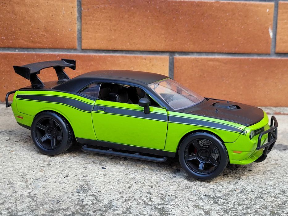 Kolekcja Dodge Challenger SRT Szybcy wściekli Jada 1:24 Fast & Furious
