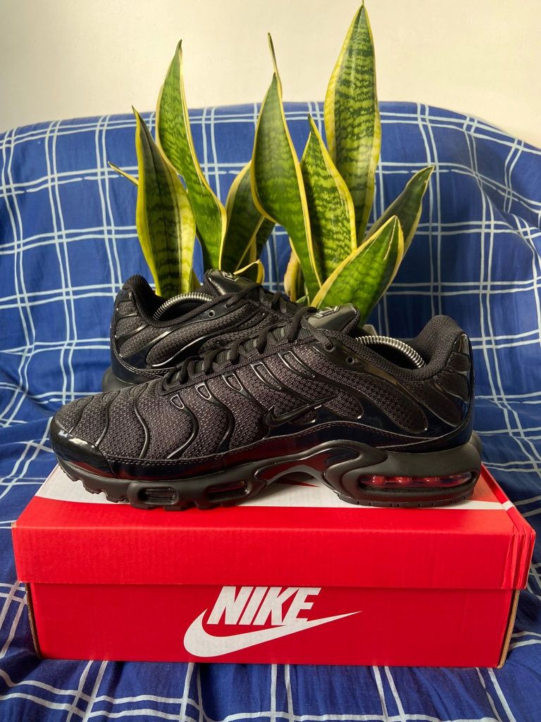 Buty Sneakersy Nike Air Max Plus Vapormax Plus TN Force Jordan Shox