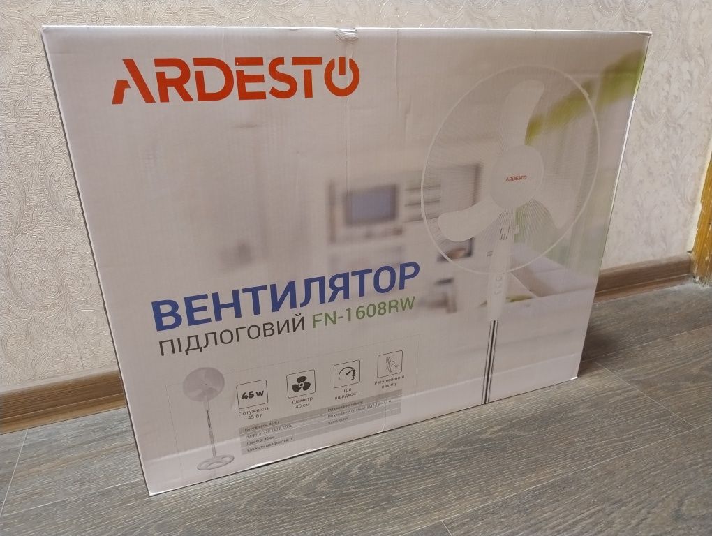 Вентилятор напольный ARDESTO FN-1608RW белый