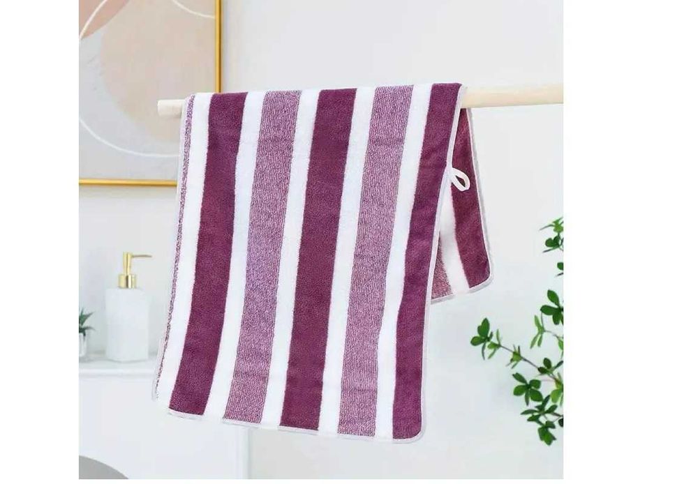 frotowy ręcznik fioletowy nowy 35x75 cm