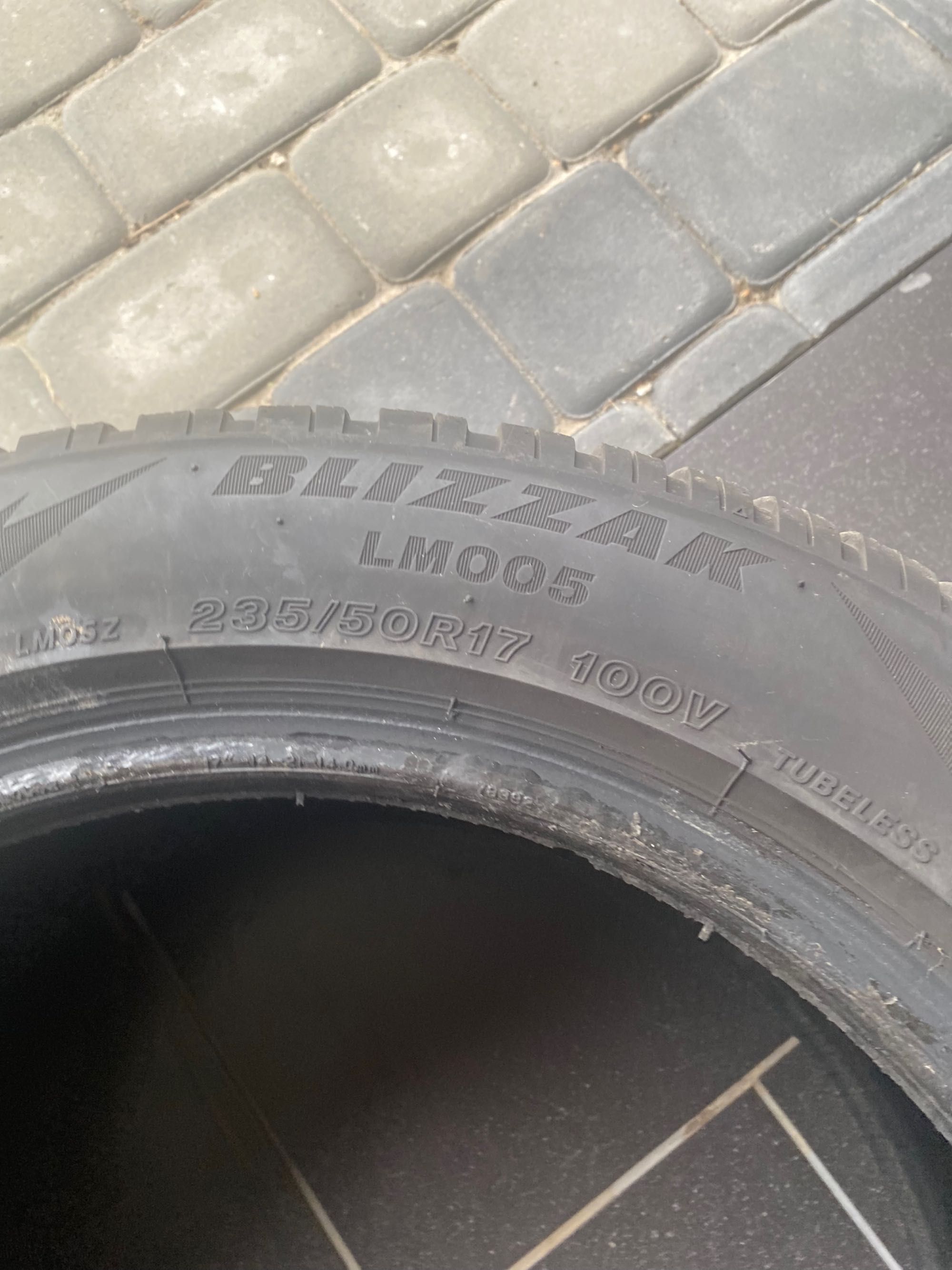 4x opony zimowe BRIDGESTONE BLIZZAK LM005 235/50R17 11.2021 dwie zimy