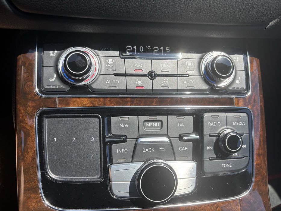 Продам Ауді А8 long