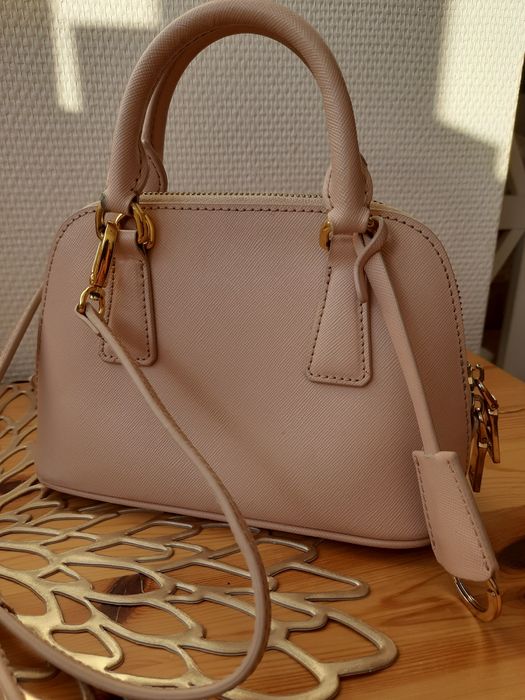 Сумочка бренду blow fashion