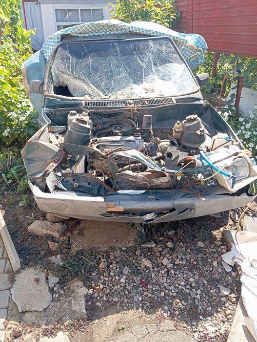 Продается ЗАЗ1102Таврия после аварии,цена договорная , самовывоз .