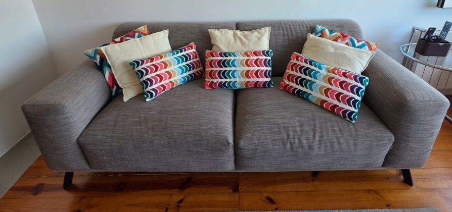 Sofa Area cinzento