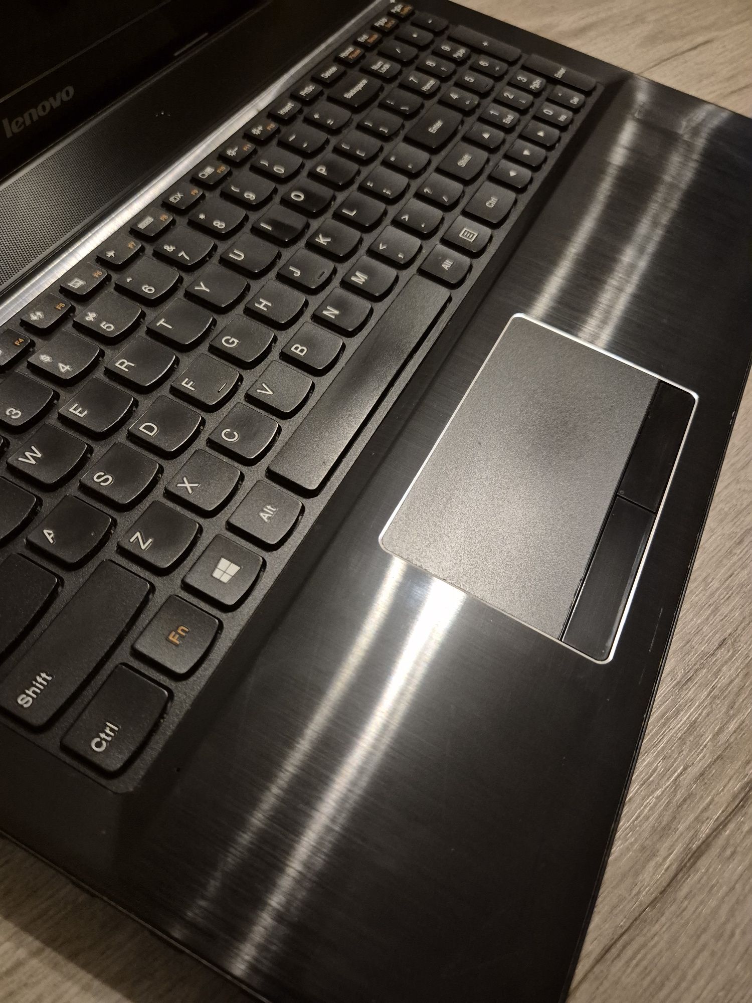 Laptop Lenovo G510 czarny i3