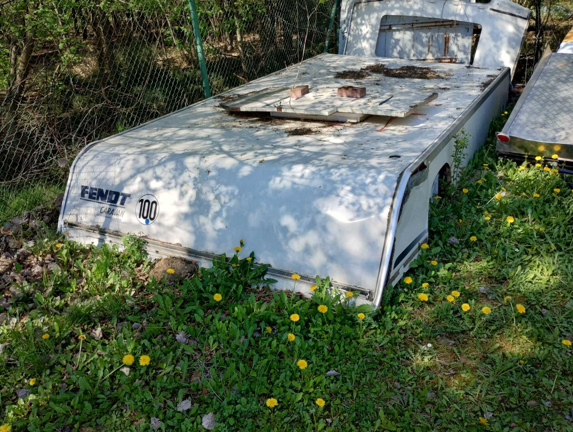 dach, zadaszenie , altana, przyczepy kampingowej