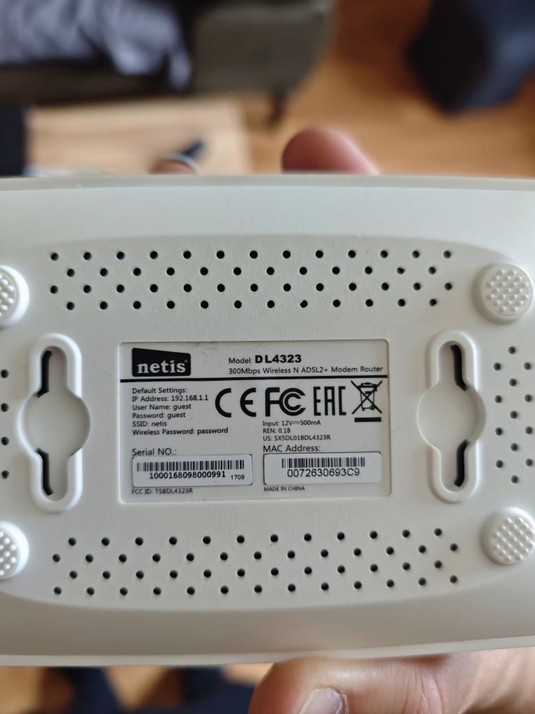 Modem router Netia model DL4323