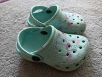 Sandały buty typu crocs