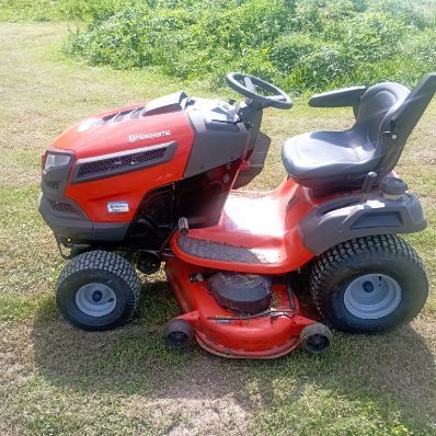 Traktorek Husqvarna