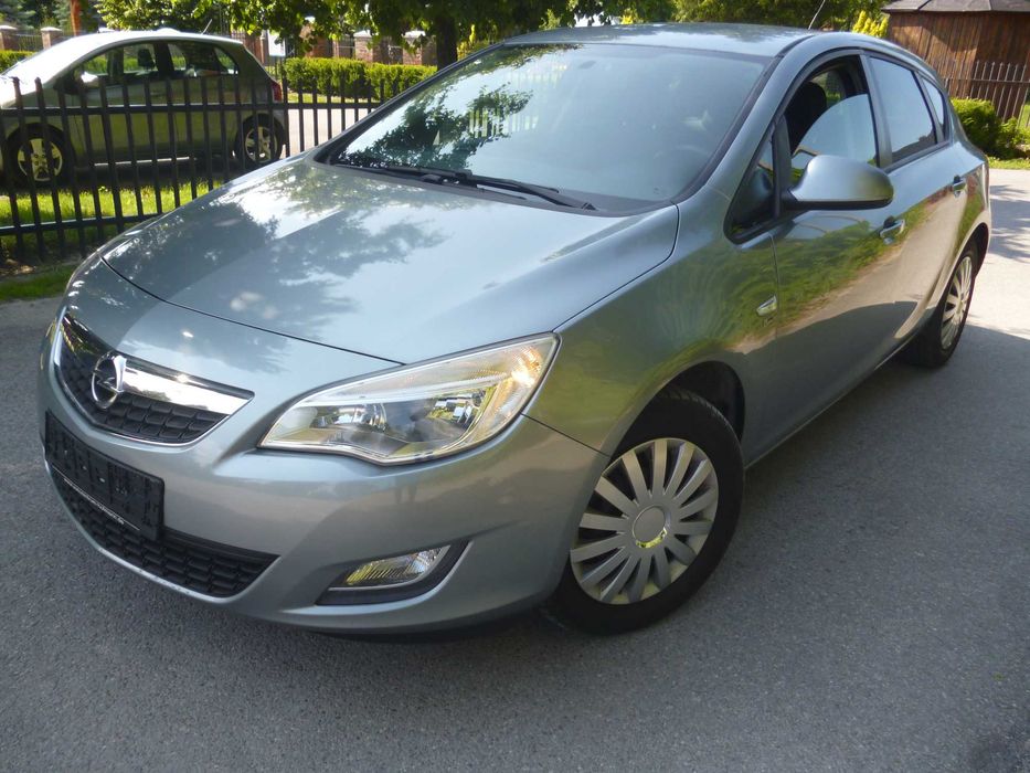 Opel Astra j 1.4 Turbo 140 koni klima,półskóry 167tys.km 100% orginał.