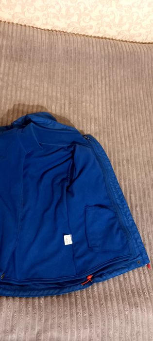 Куртка на хлопчика 9-10 років