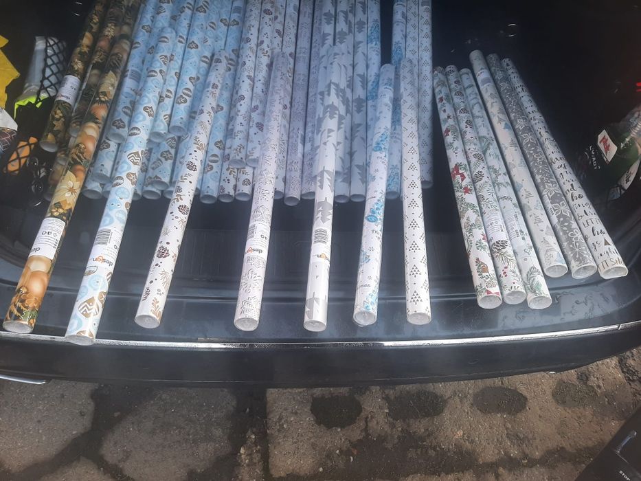 Świateczny papier ozdobny