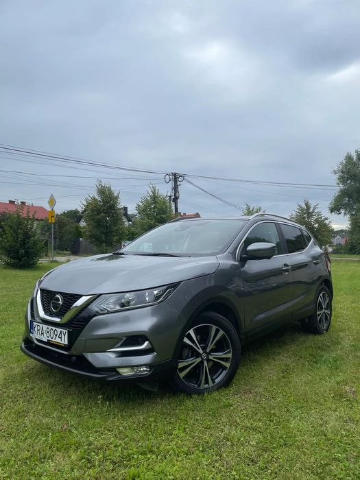 Nissan Qashqai Nissan QQ  N-Connecta