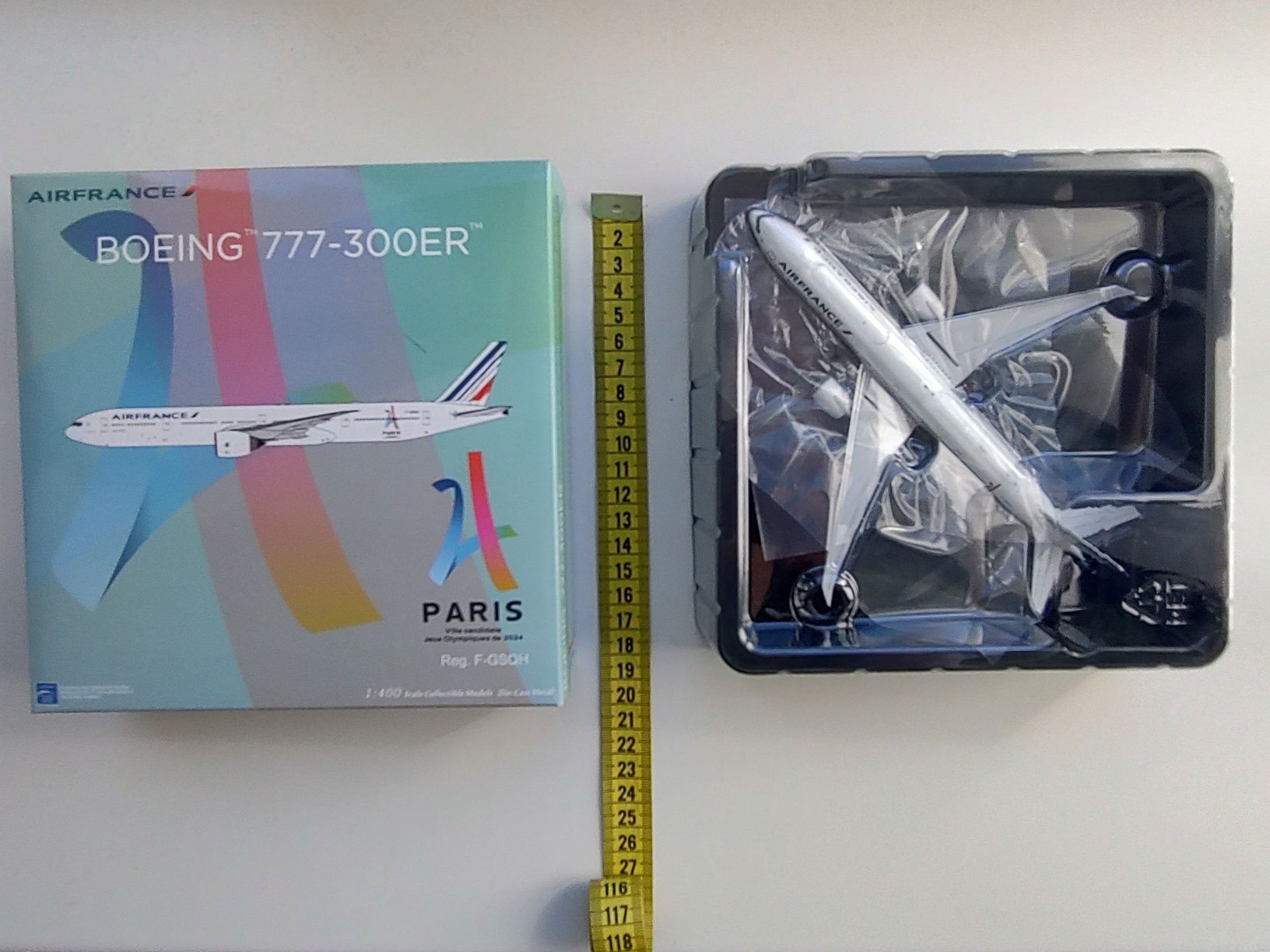 Модель літака, модель самолета Boeing 777-300ER, NG models, 1:400