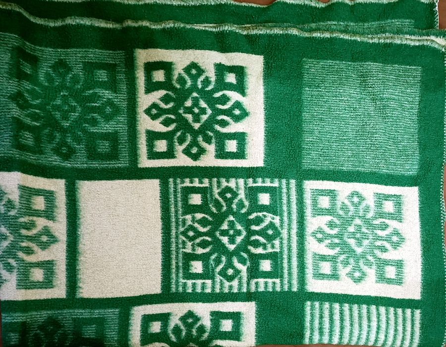 Продам шерстяное СССР одеяло.