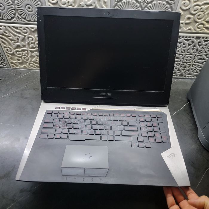 ASUS ROG G752VS | i7-6820HK | GTX 1070 8GB | 32GB RAM | 1TB SSD | 17.3