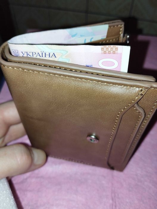 Кожаный кошелек!! Новый дизайн. Стиль и качество супер!!