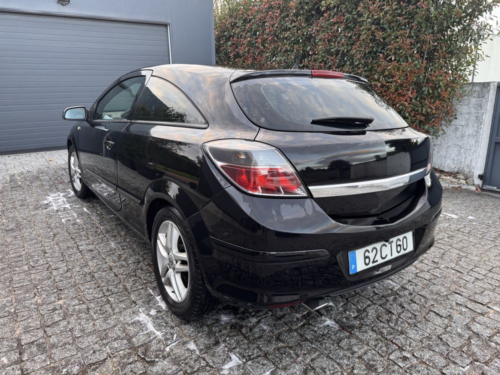 Opel Astra GTC 1.9