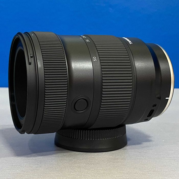Tamron 17-50mm f/4 Di III VXD (Sony FE)