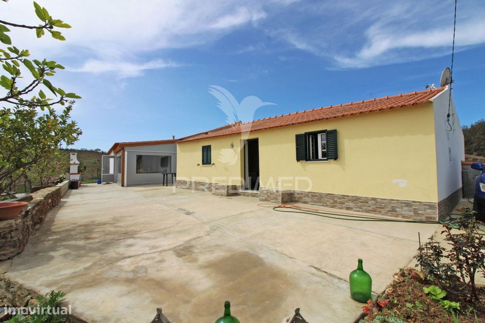 Quinta com 7,500 ha em São Martinho das Amoreiras