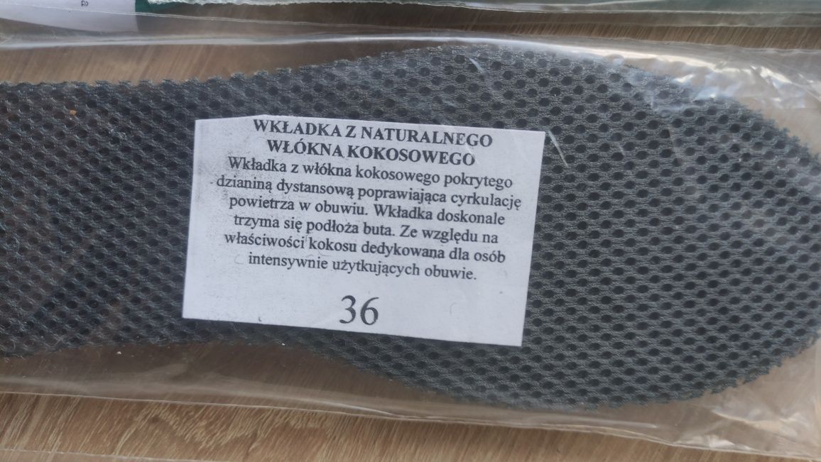 Wkładki do butów różnego rodzaju r. 36/36,5 - 23/23,5 cm - 8 par