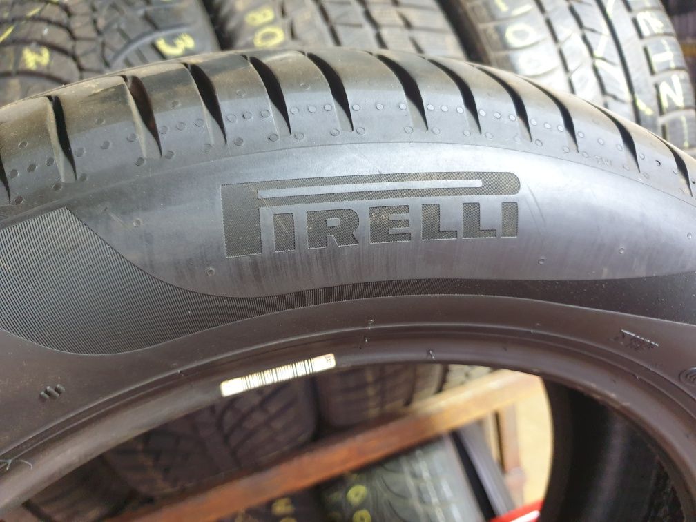 215/55R17 94V Pirelli Cinturato P7        L226/90C
