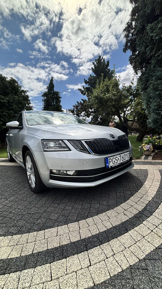 Octavia tdi polski salon