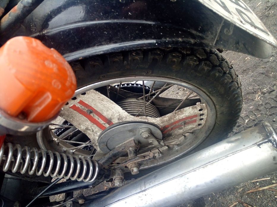 В зборі колесо на 18 ява 634-638 двигуни бак сідіння труби вилка руль