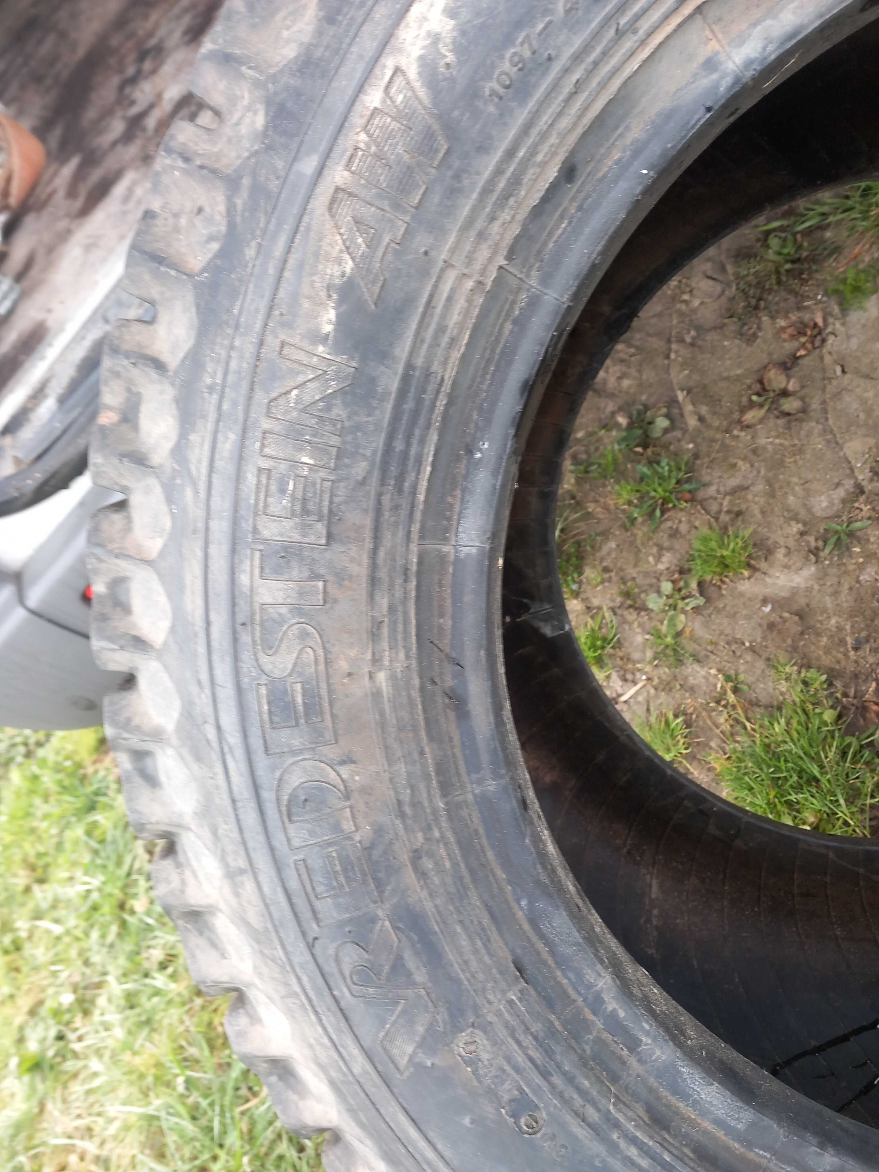 Opona tandem przyczepa 15,0/55R17 15/55R17 15,0/55-17 VREDESTEIN 1szt