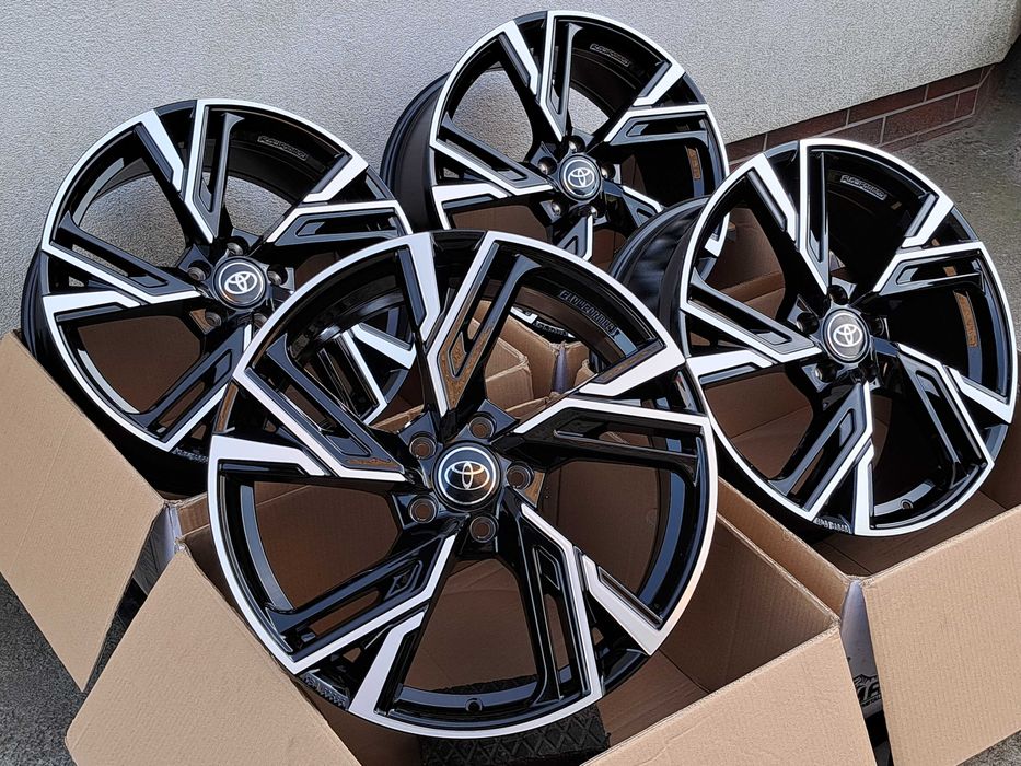 Alufelgi TOYOTA 17 5x114,3 Auris Corolla Avensis Verso INNE! CNC RS5