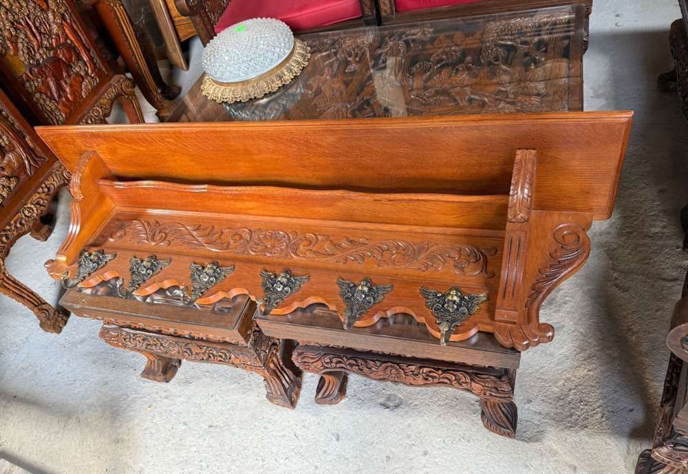 Stylowy przepiękny drewniany wieszak dl.138cm.