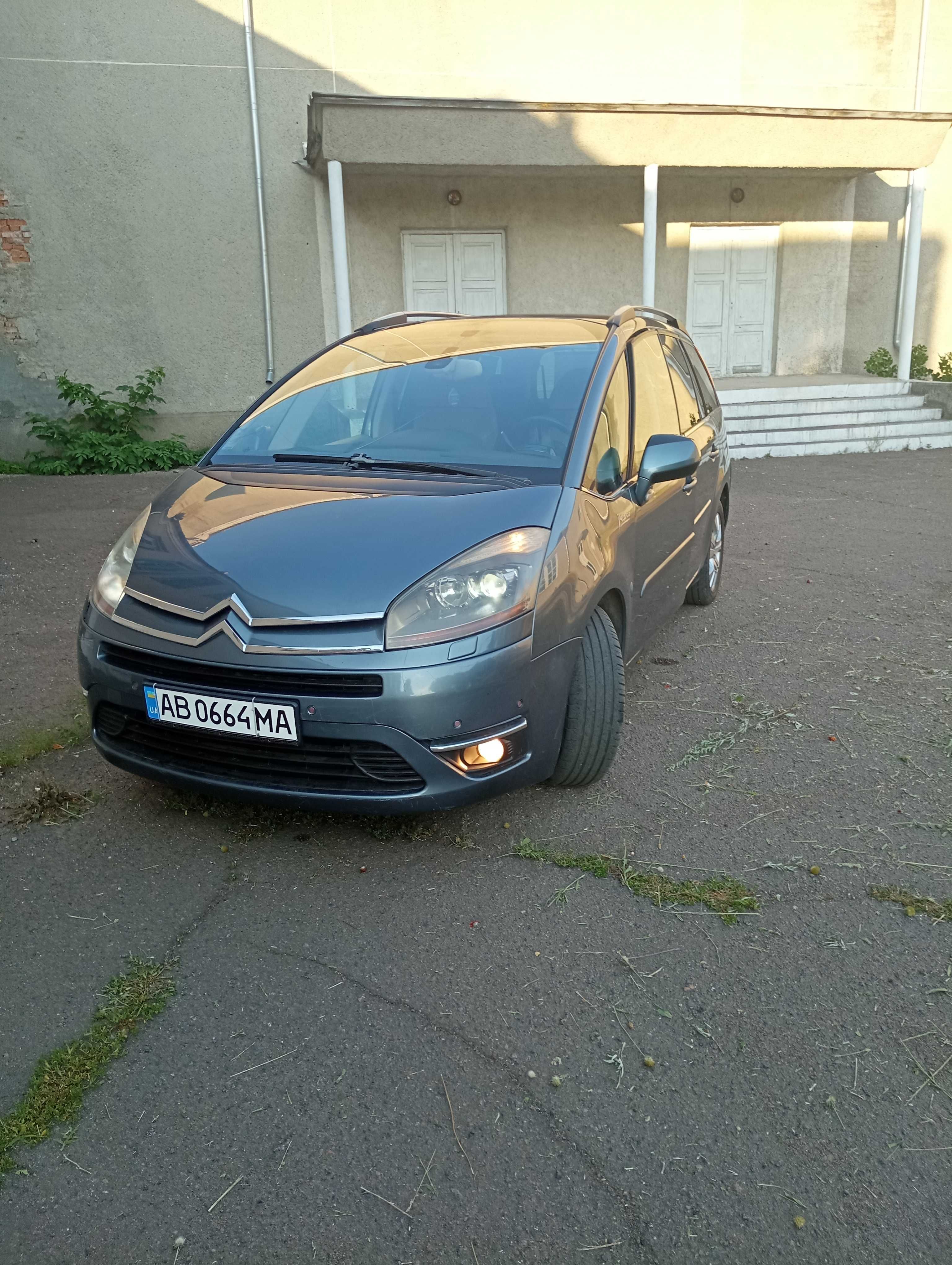 Продам Citroen Grand C4 Picasso