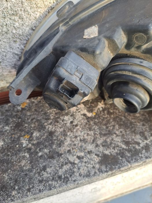 Farol direito Peugeot 206 em excelente estado