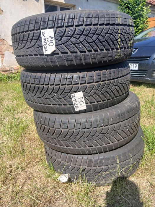 Opony zimowe 19 w bardzo dobrym stanie