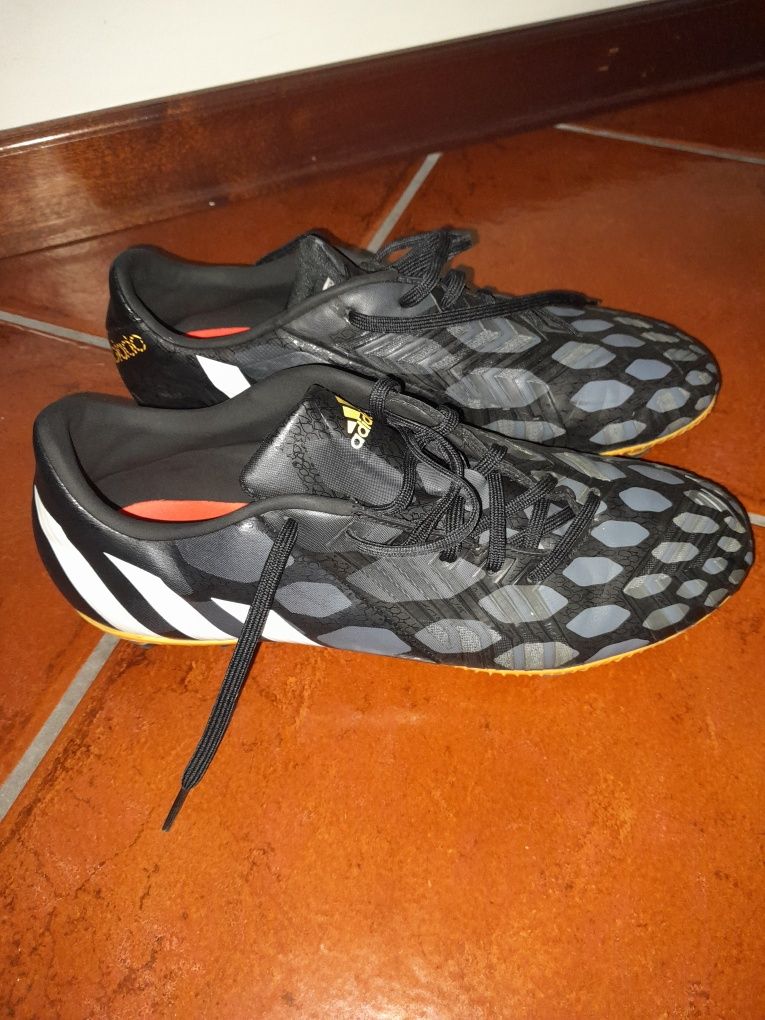 Bota futebol Adidas n° 44.5