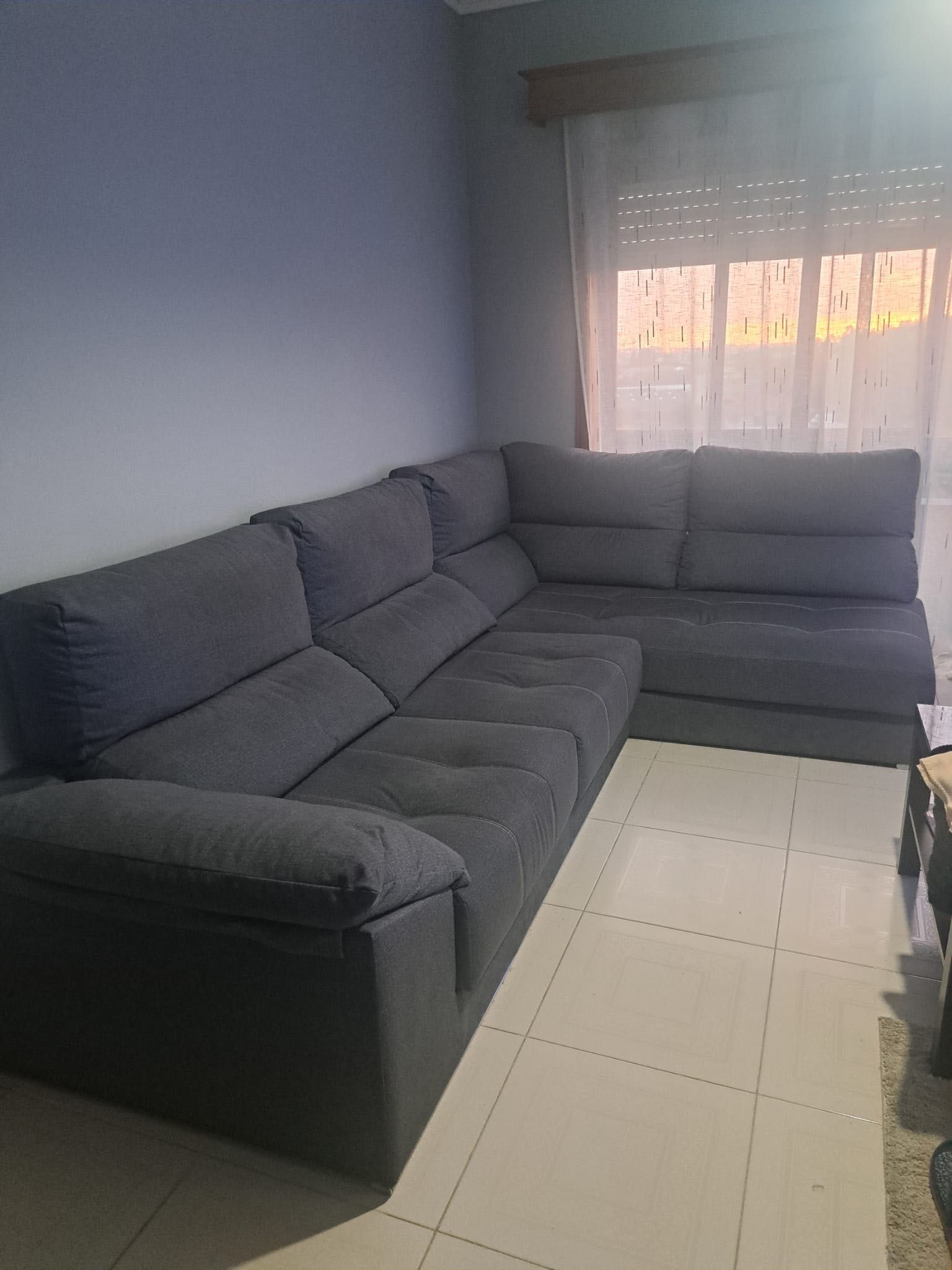 Sofá impecável como novo