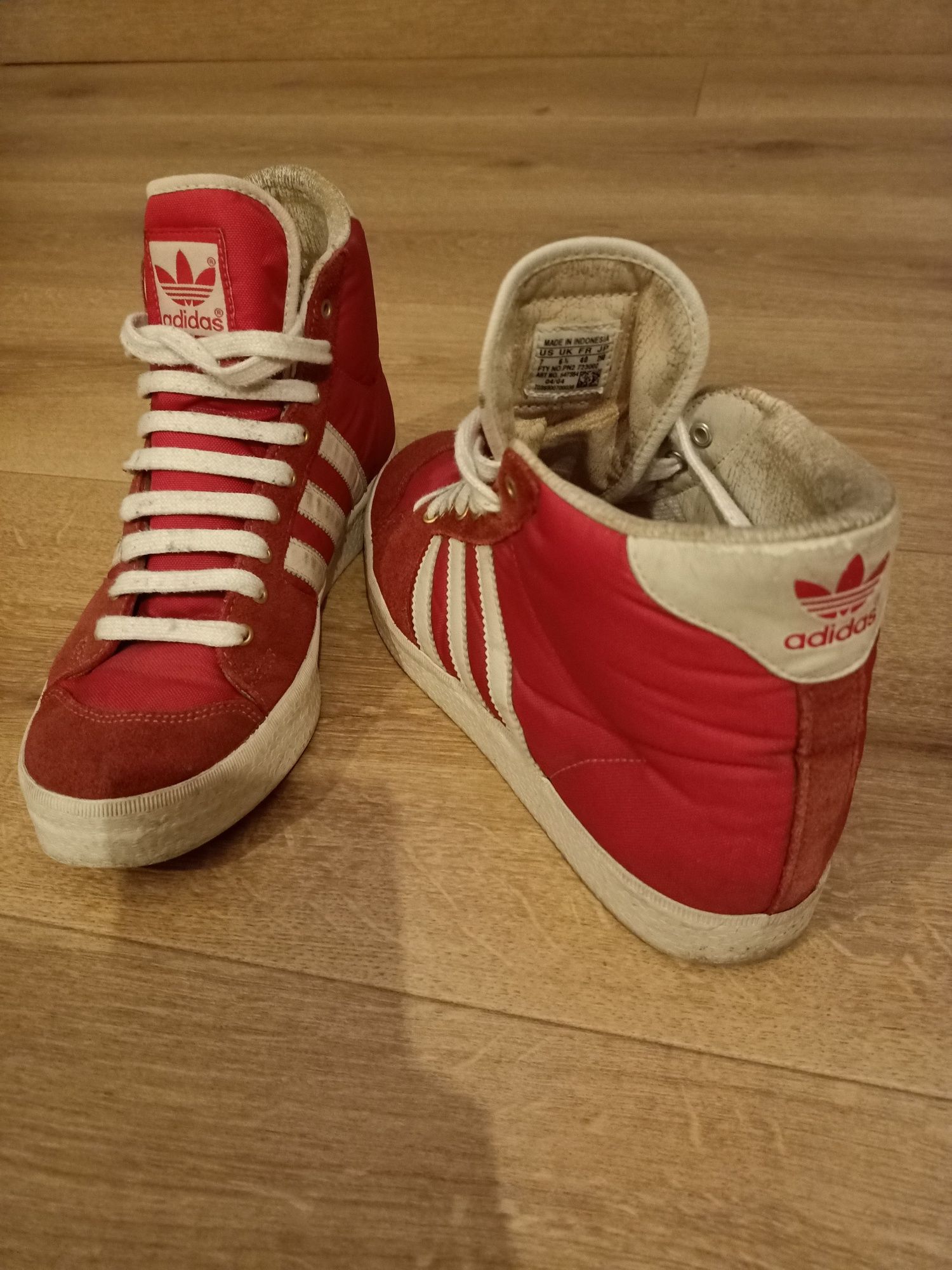 Buty adidas czerwone