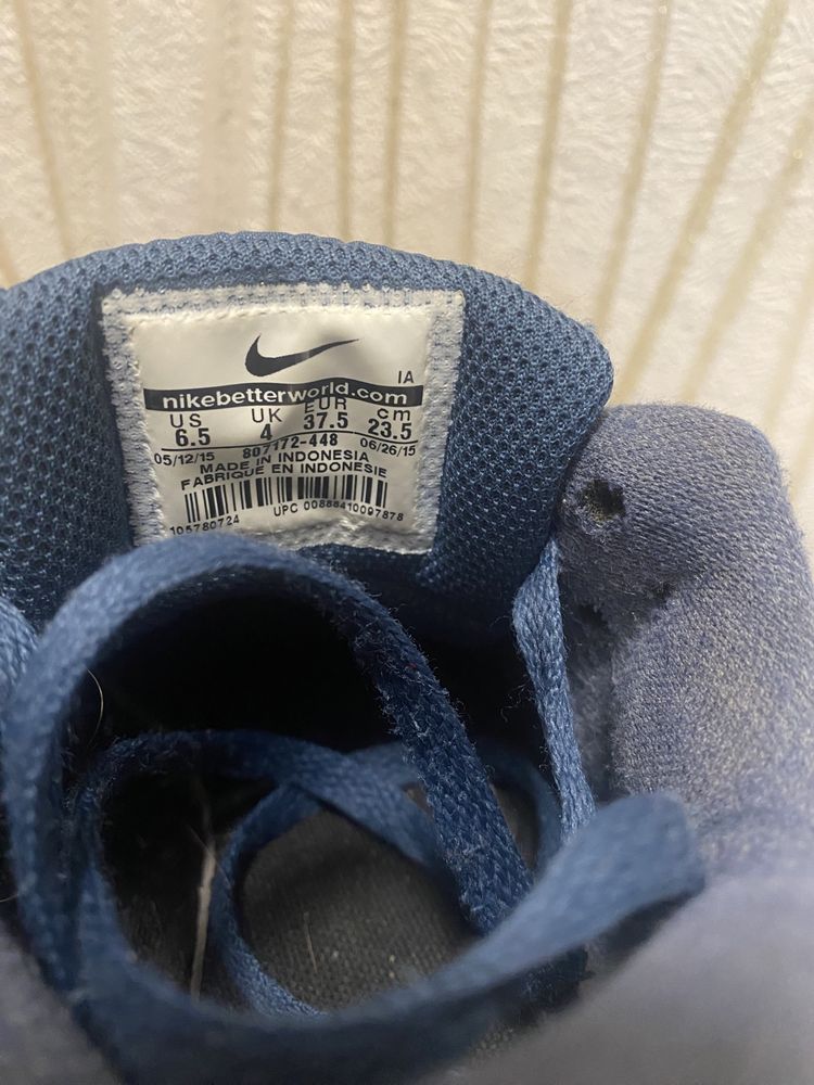 Кроссовки, кросівки Nike