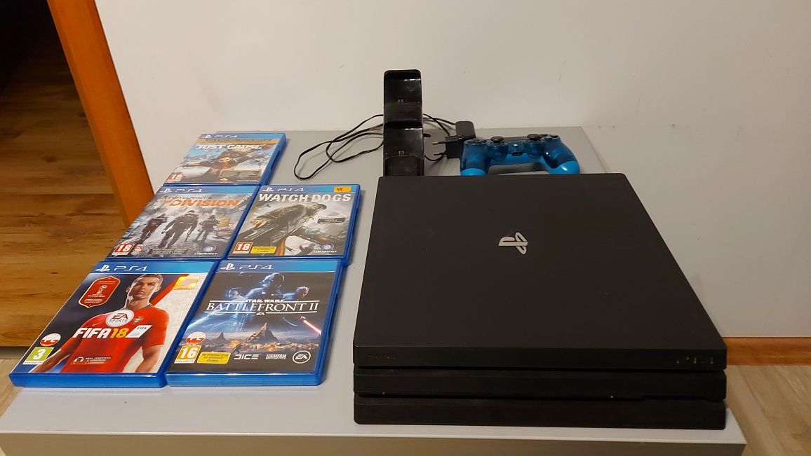 Konsola Sony PS4 Pro