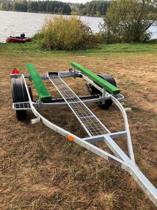 Човен Quicksilver з мотором Mercury Sea Pro 25 та причепом