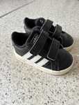 Кросівки Adidas