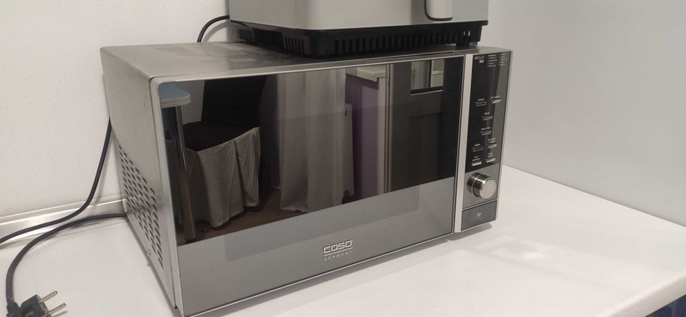 Мікрохвильовка з грилем і конвекцією CASO MCG25 PRO