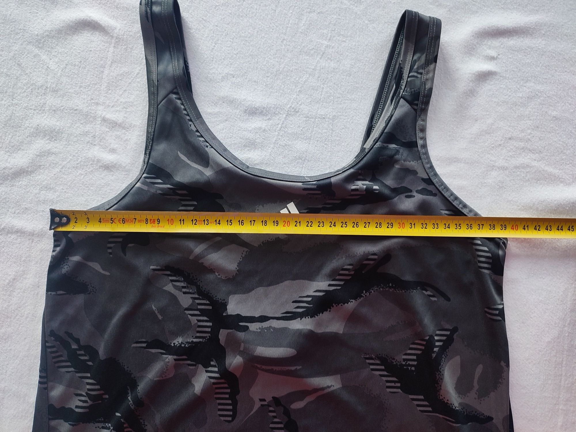 Koszulka sportowa szara moro  rozmiar XS Adidas