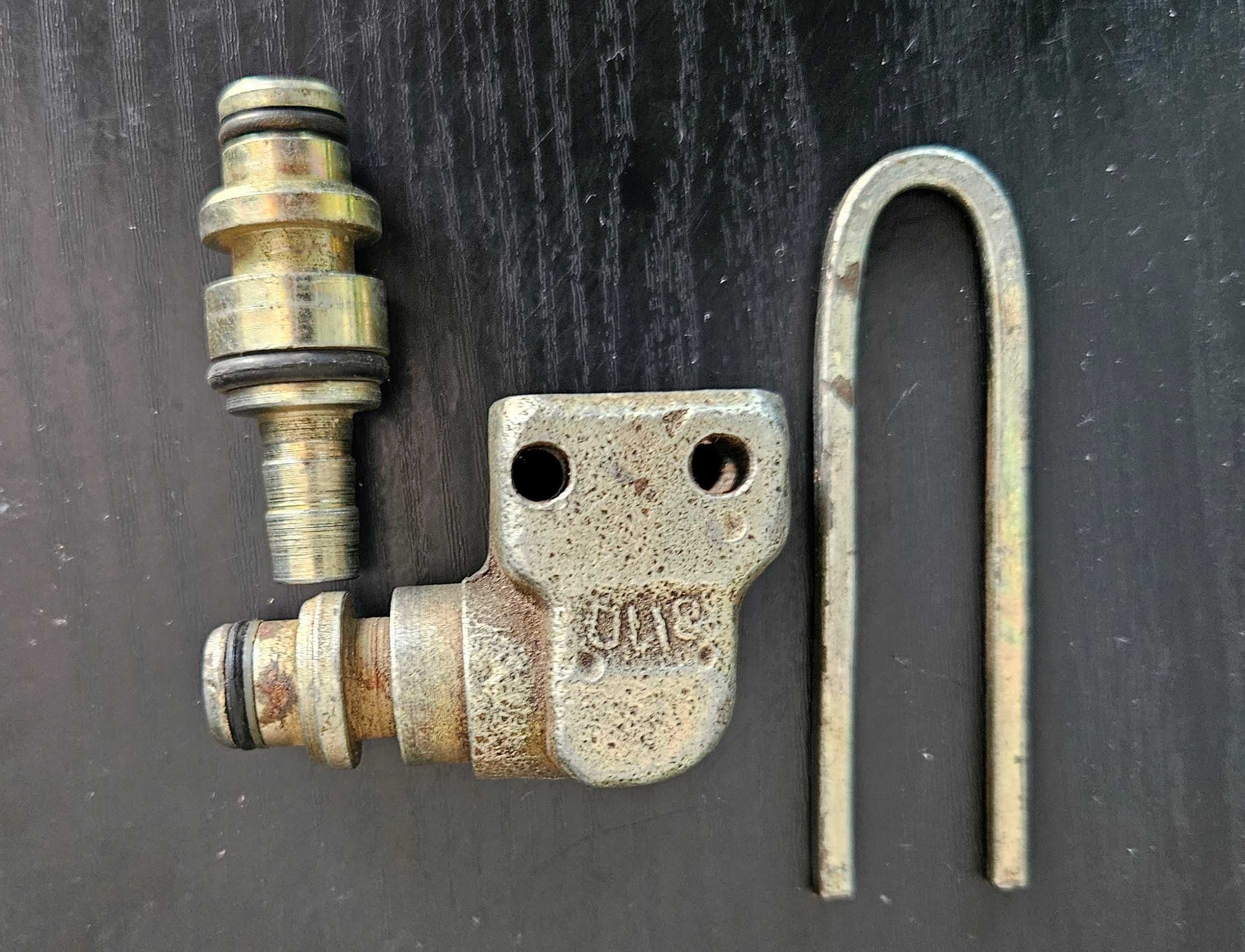 Szybkozłączka pneumatyczna kolanko 8\10 mm