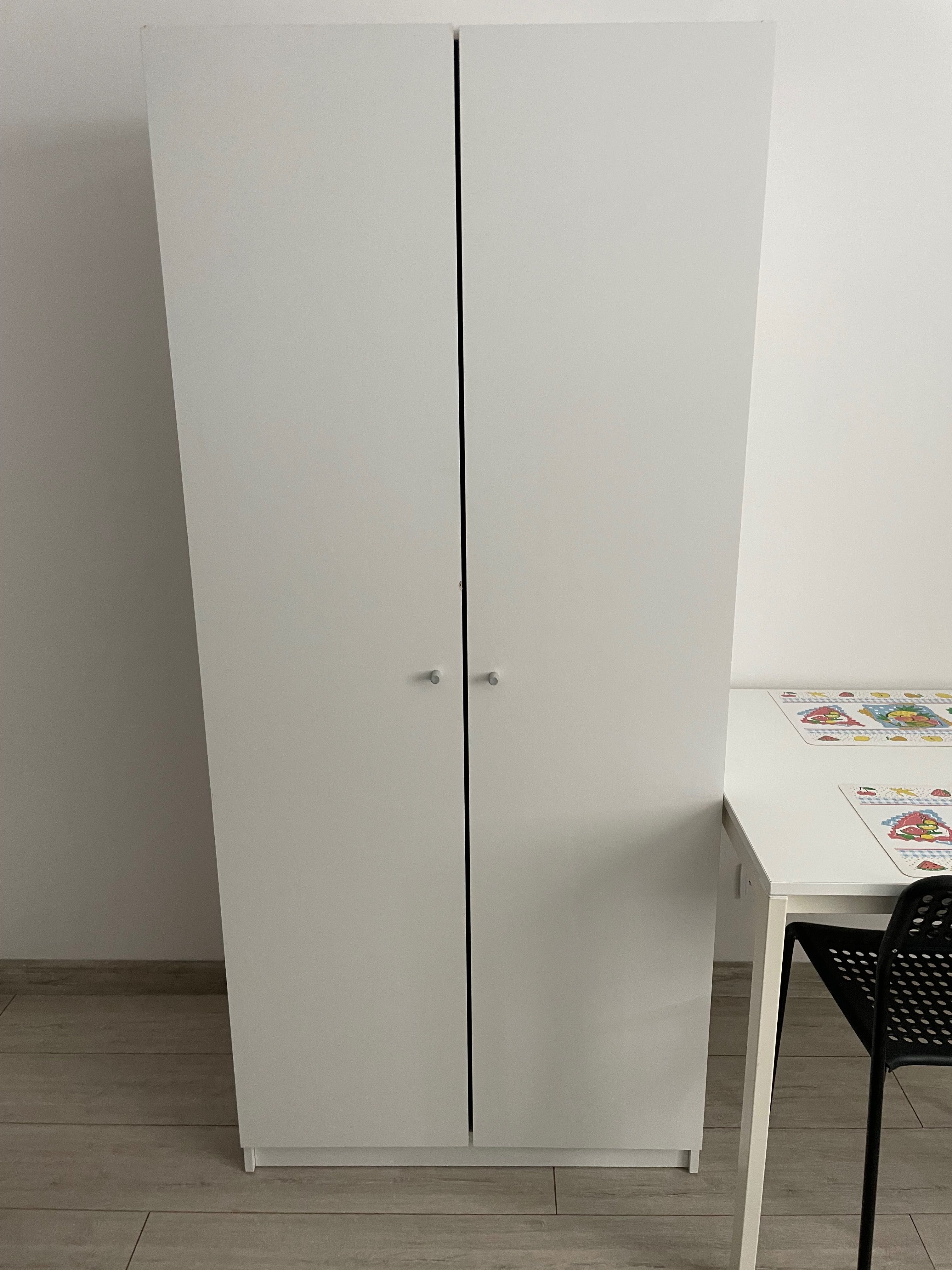 Szafa biała Ikea